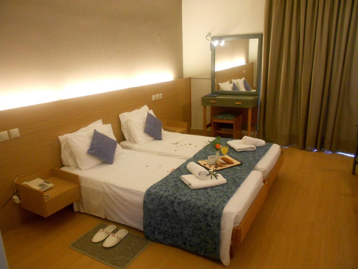 Hotel Margarita Corinth Room photo